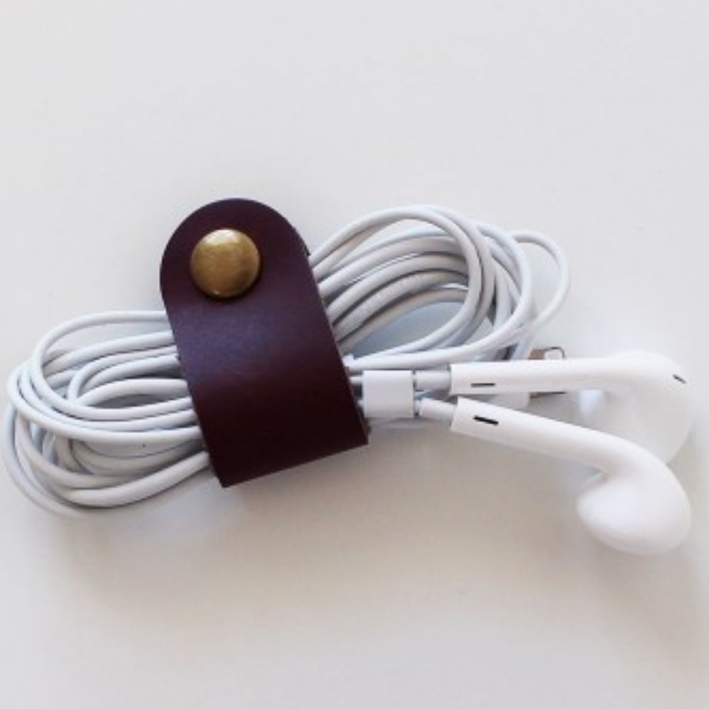CABLE ORGANIZER BELT FOR HEADPHONES, USB CABLES